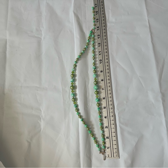 🩵✨ Vintage Blue Green Turquoise Beaded Necklace ✨🩵 - Picture 5 of 6